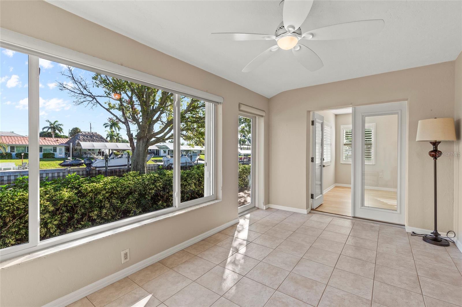 Image 15 of 39 For 4721 Mount Vernon Drive