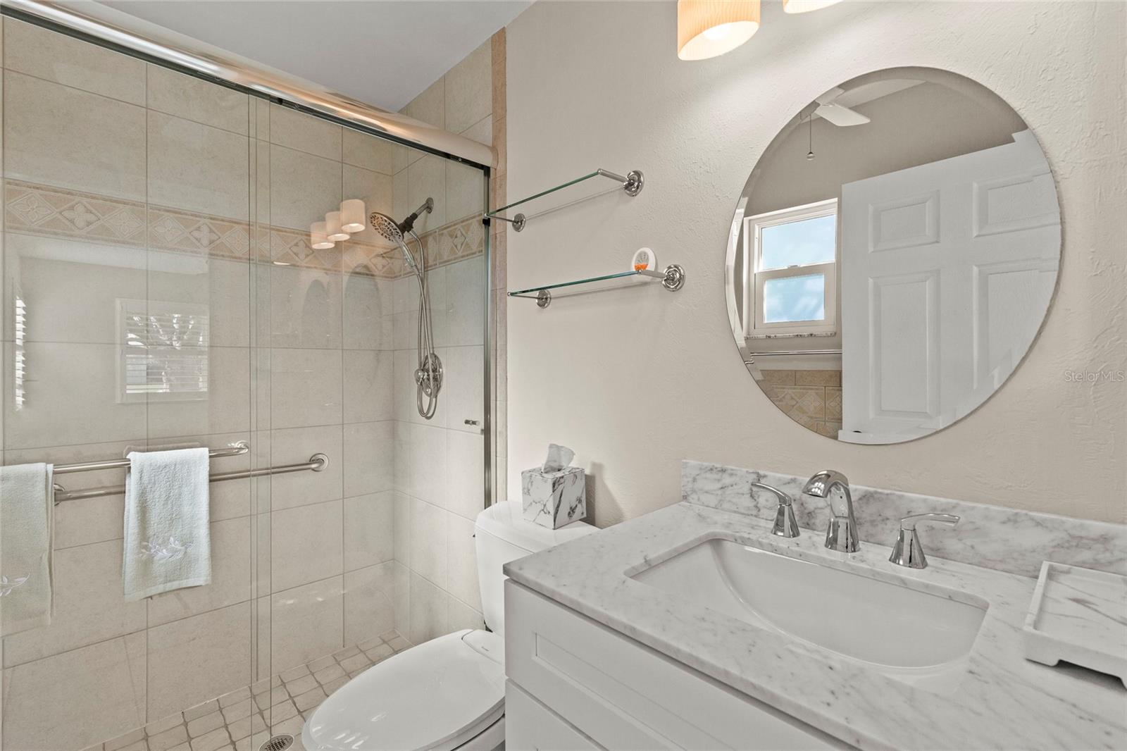 Image 23 of 39 For 4721 Mount Vernon Drive