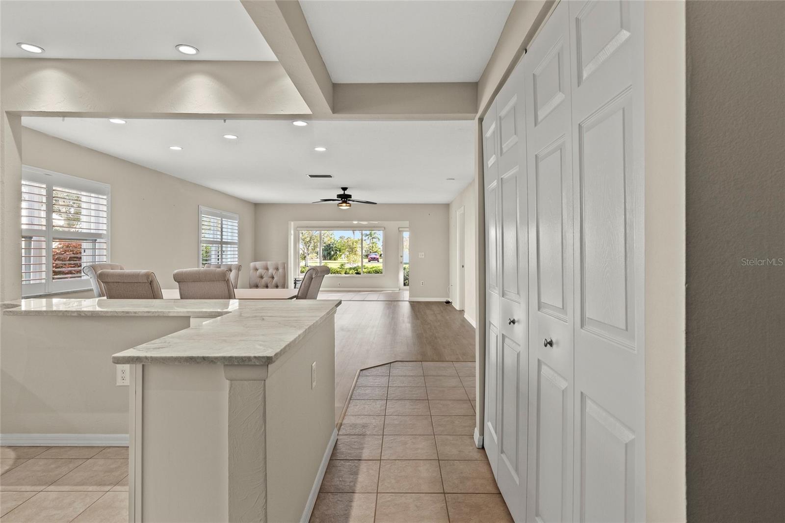 Image 6 of 39 For 4721 Mount Vernon Drive