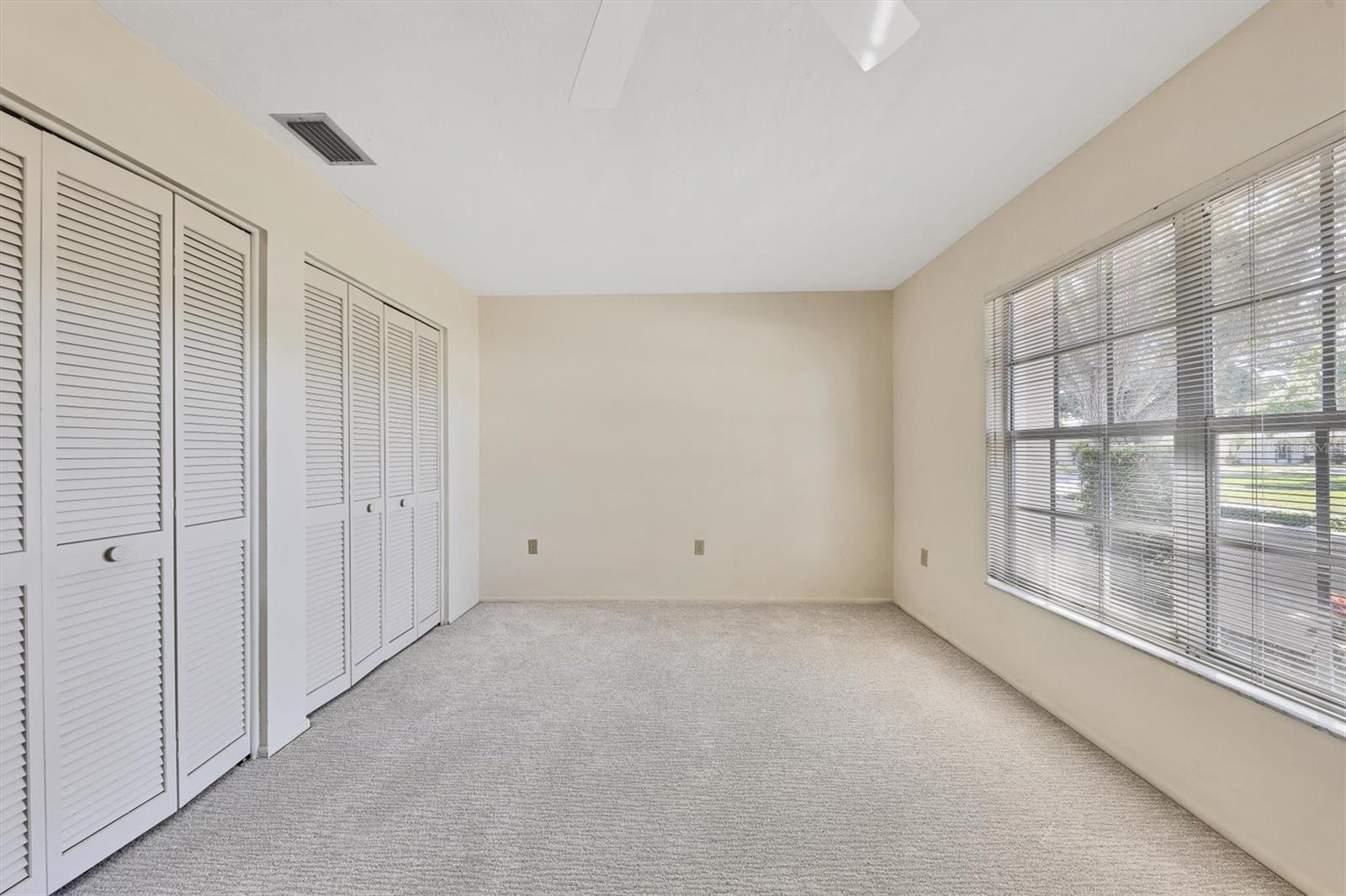 Image 18 of 27 For 4223 Oakhurst Circle E 3025