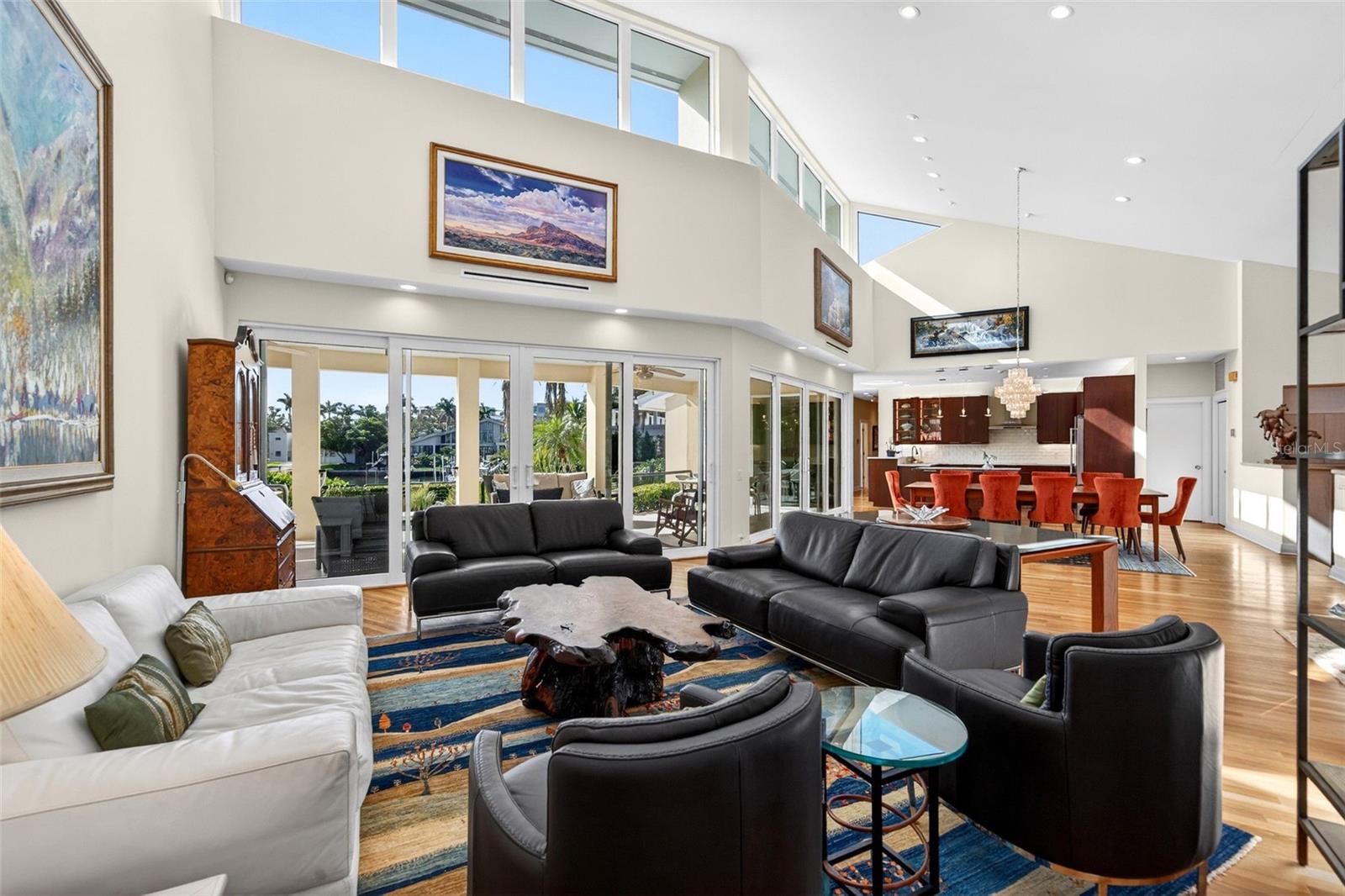 Image 19 of 93 For 1571 Harbor Cay Lane