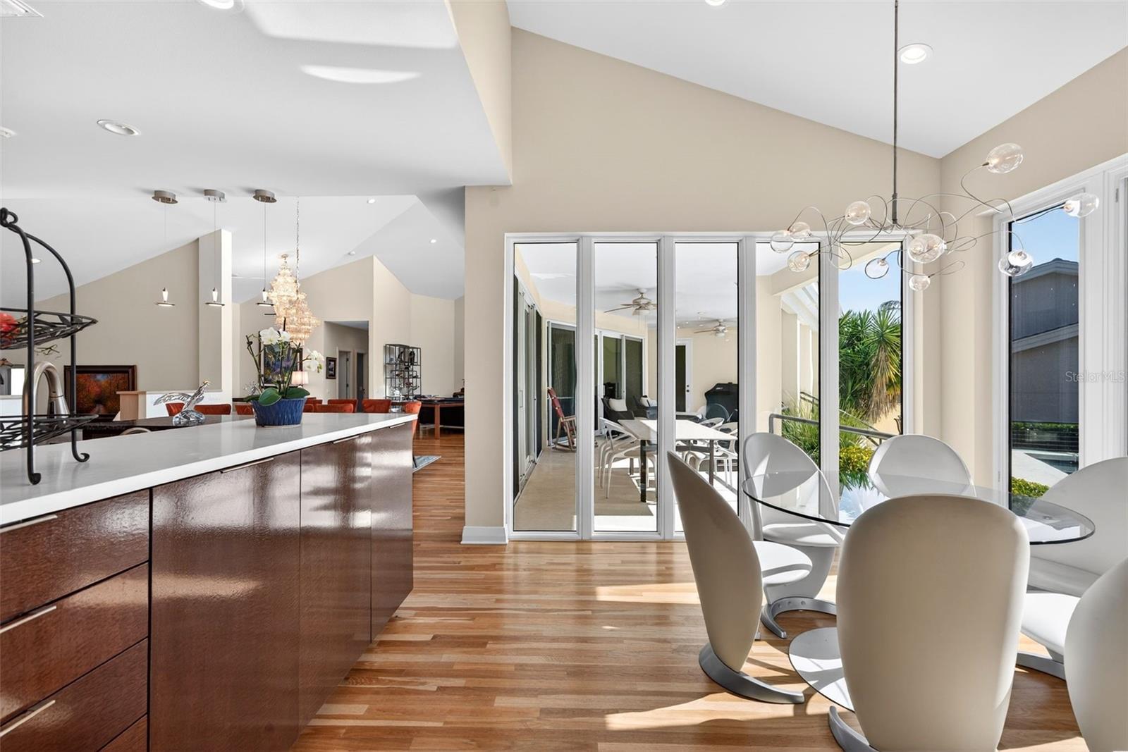 Image 30 of 93 For 1571 Harbor Cay Lane