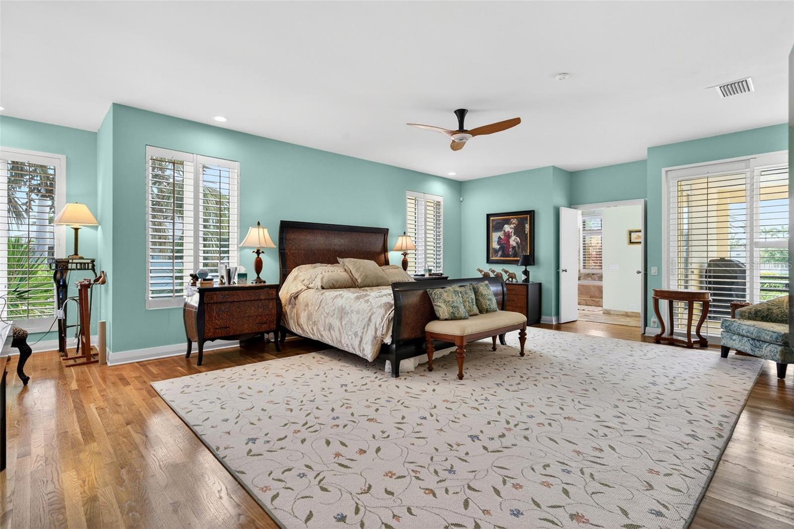 Image 37 of 93 For 1571 Harbor Cay Lane