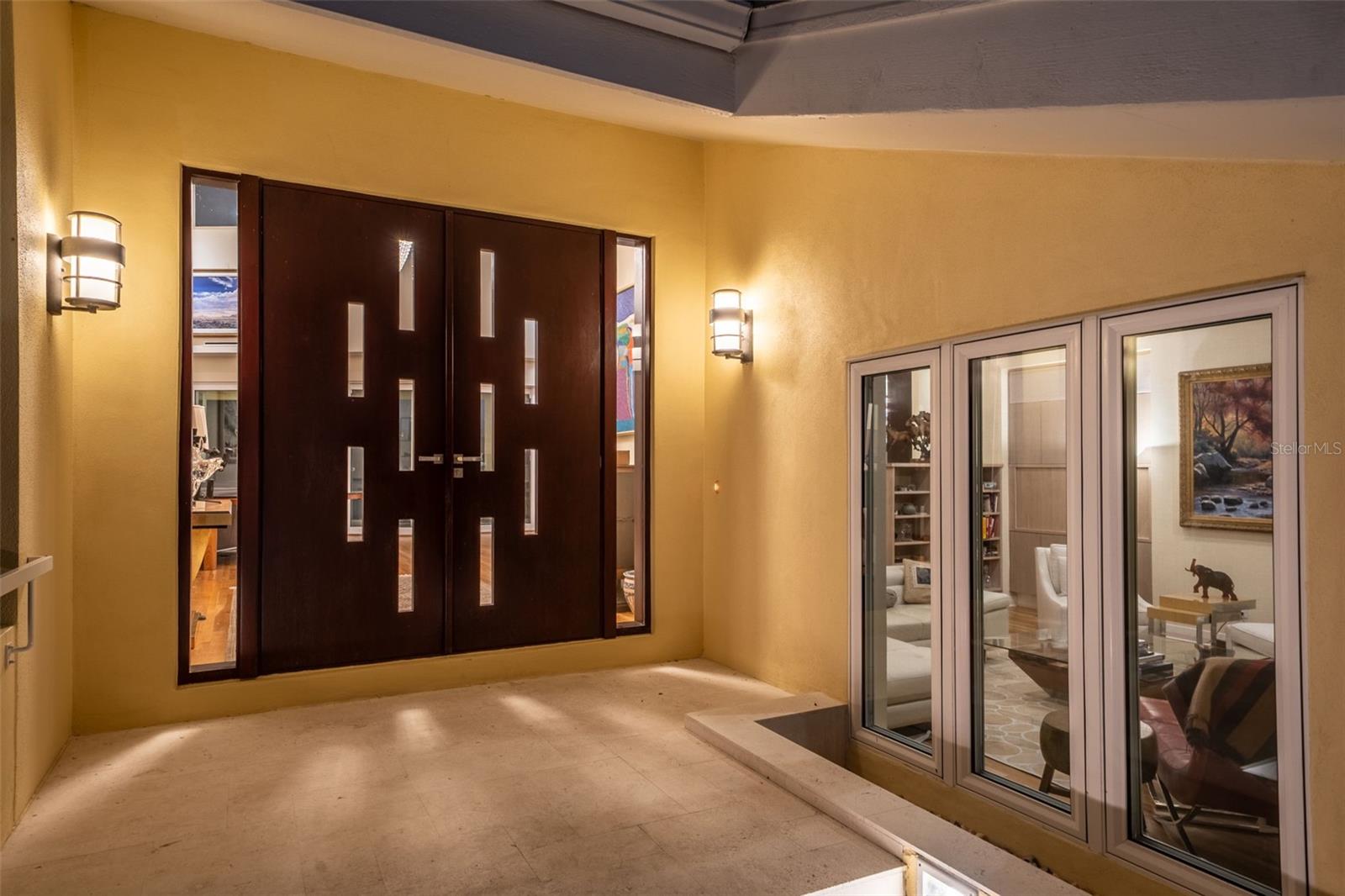 Image 5 of 93 For 1571 Harbor Cay Lane