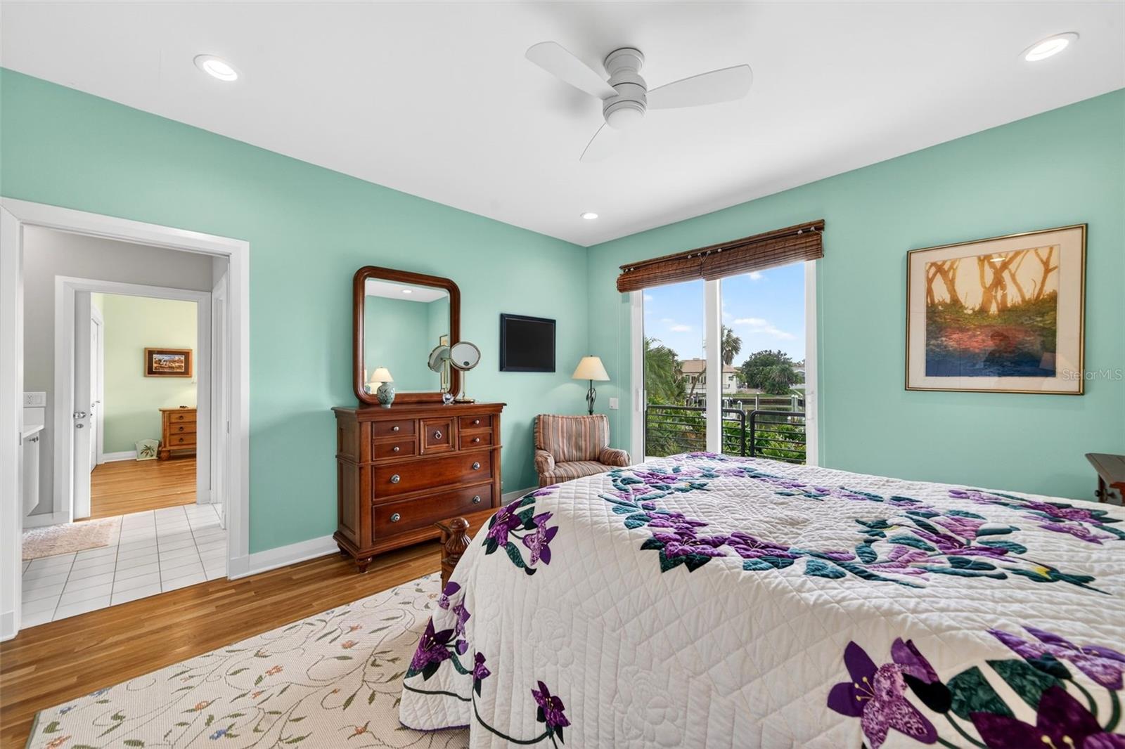 Image 56 of 93 For 1571 Harbor Cay Lane