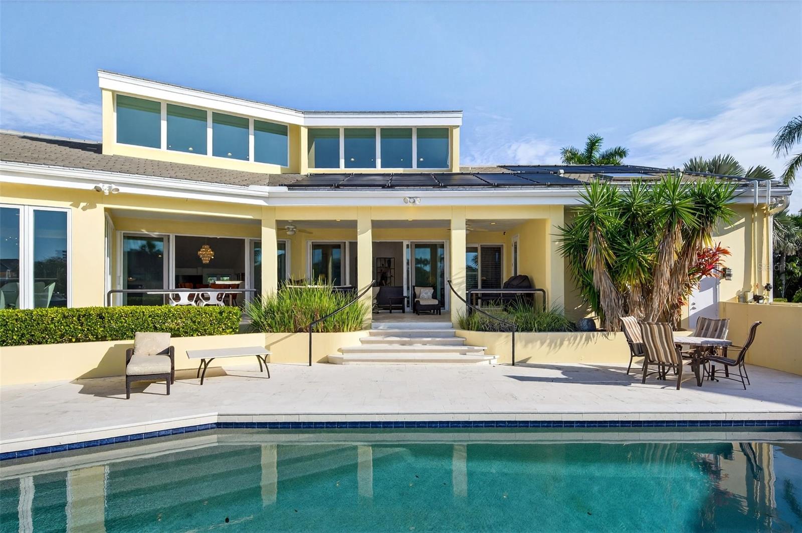 Image 58 of 93 For 1571 Harbor Cay Lane