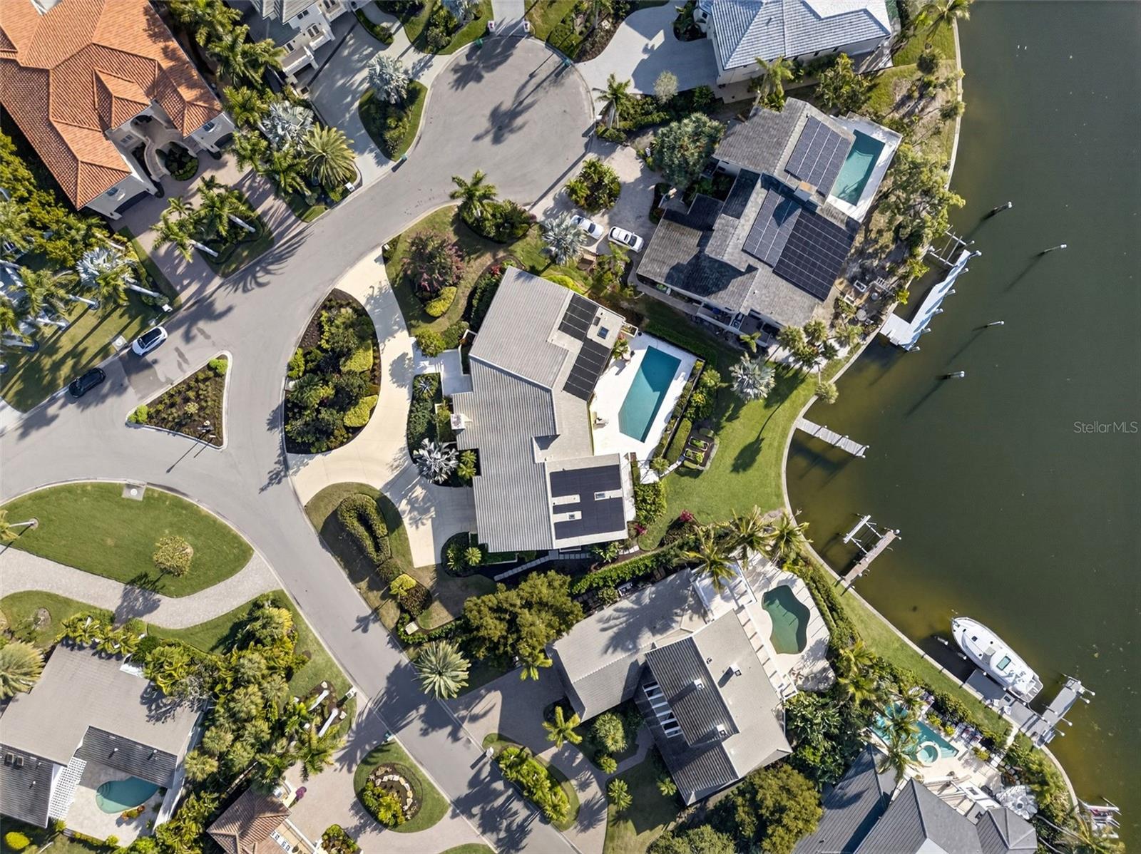 Image 71 of 93 For 1571 Harbor Cay Lane