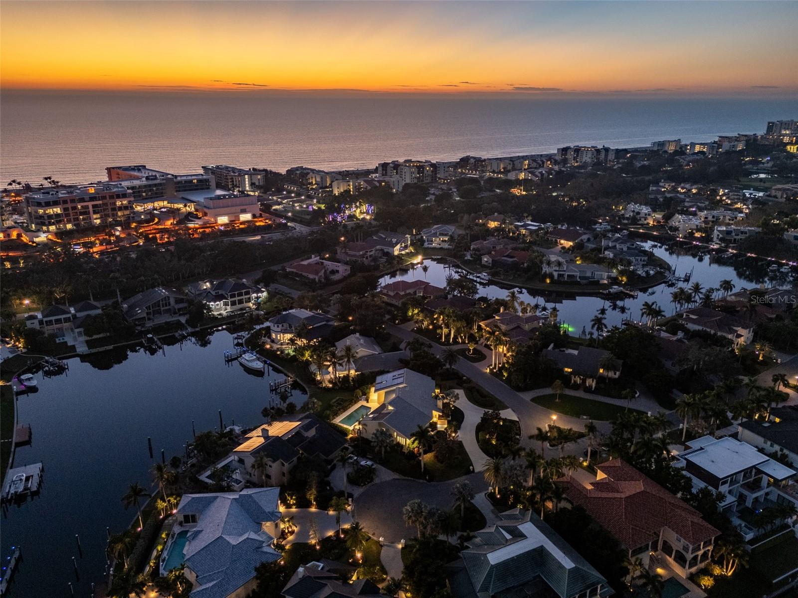 Image 78 of 93 For 1571 Harbor Cay Lane