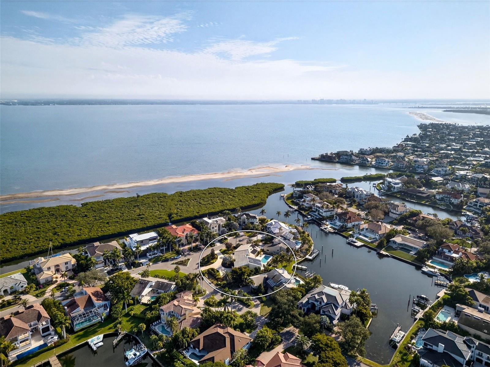 Image 80 of 93 For 1571 Harbor Cay Lane