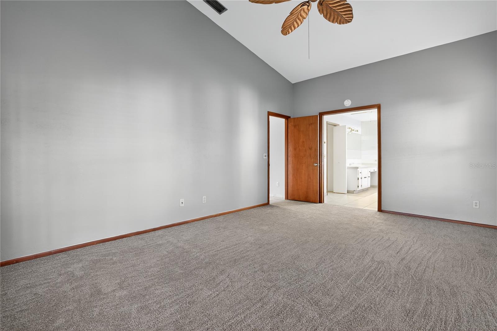 Image 13 of 48 For 2105 2nd Terrace