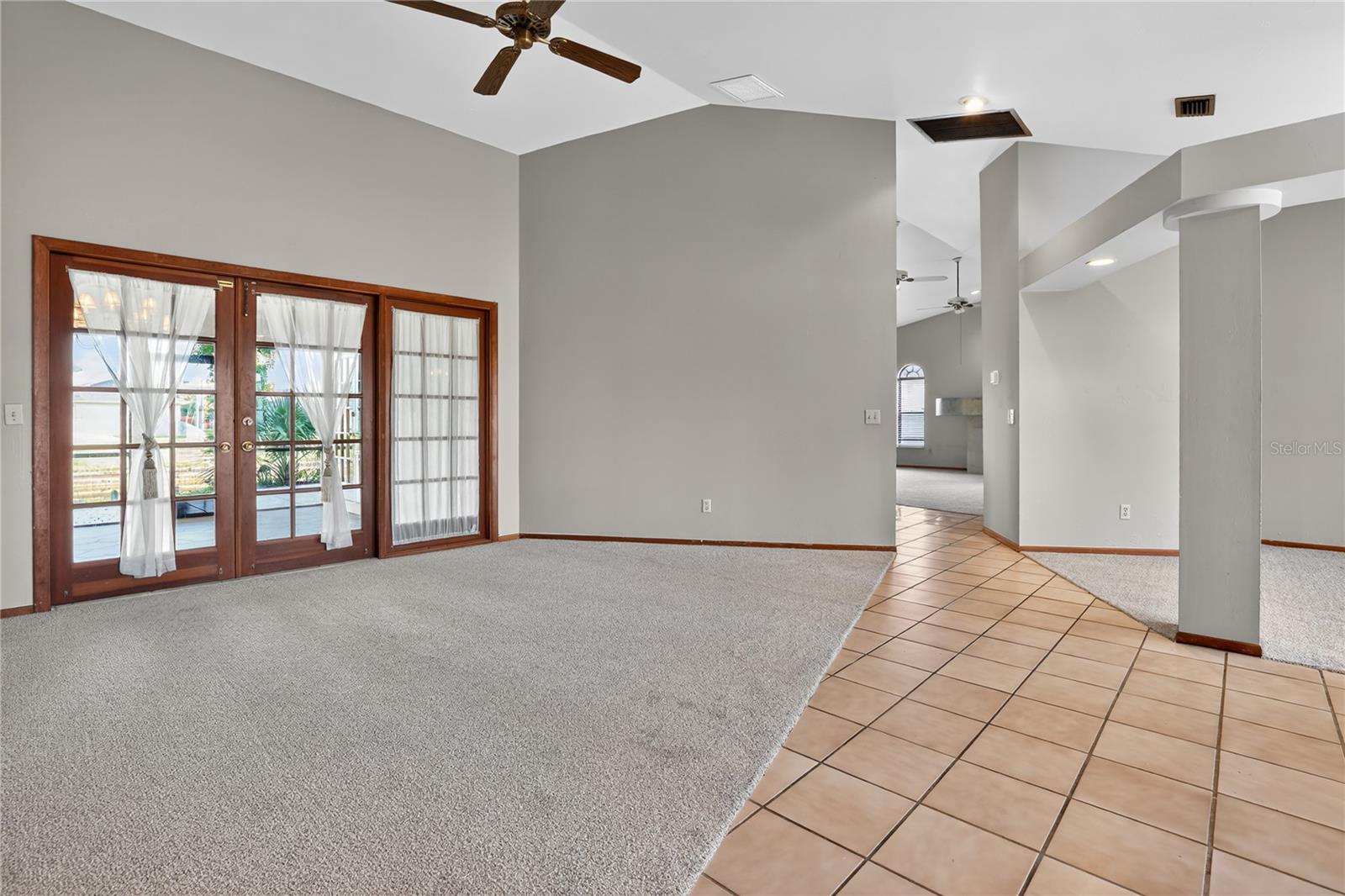 Image 17 of 48 For 2105 2nd Terrace