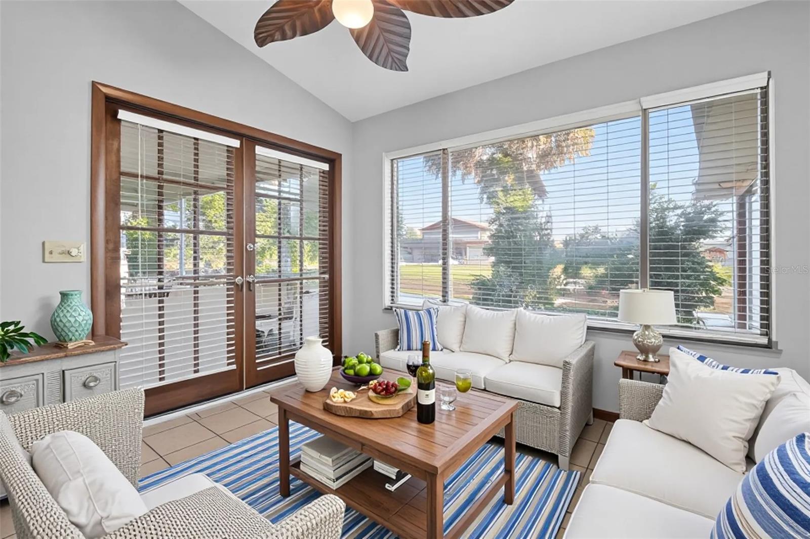 Image 21 of 48 For 2105 2nd Terrace