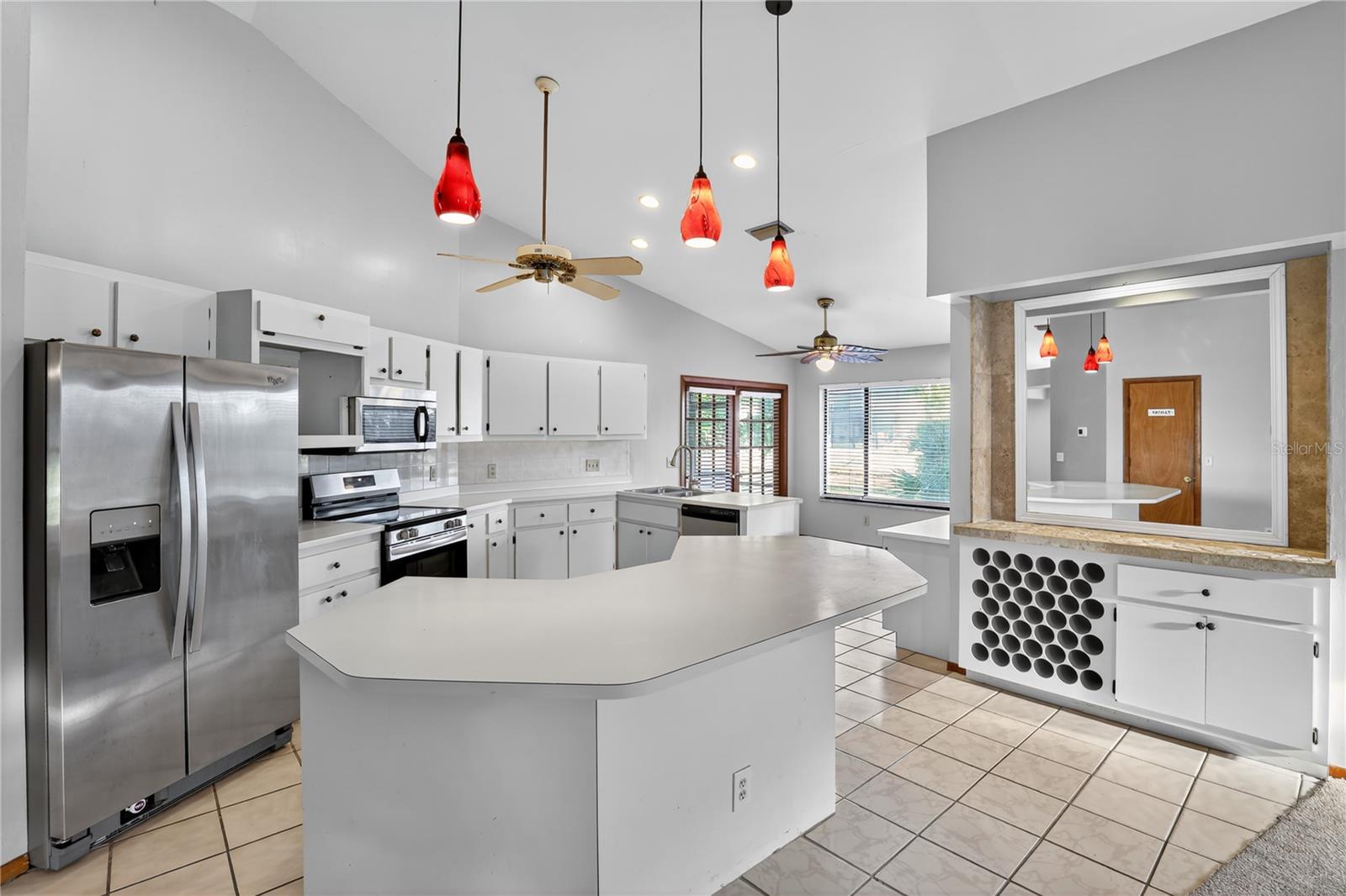 Image 27 of 48 For 2105 2nd Terrace