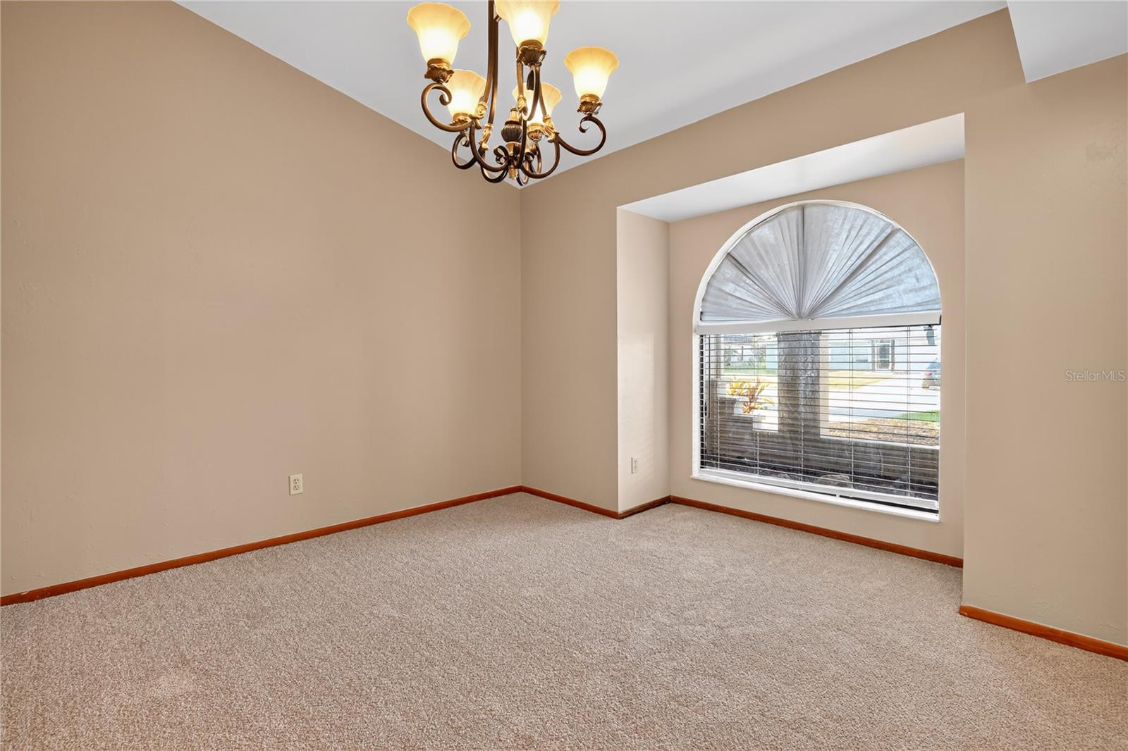 Image 29 of 48 For 2105 2nd Terrace