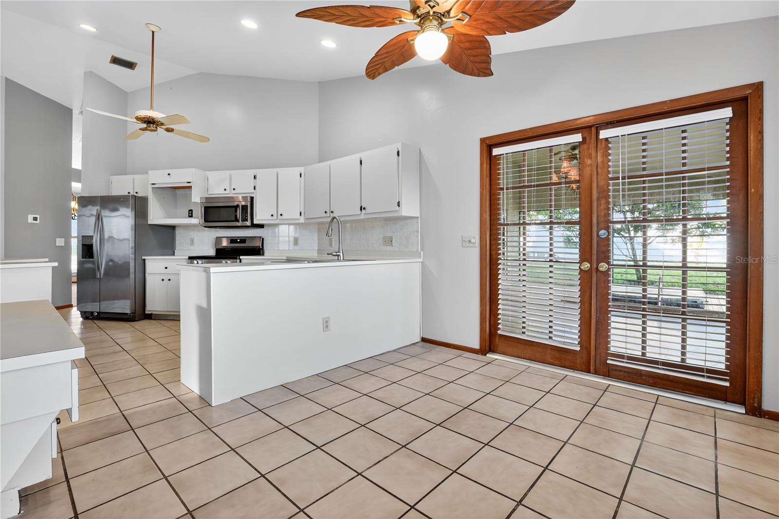 Image 31 of 48 For 2105 2nd Terrace