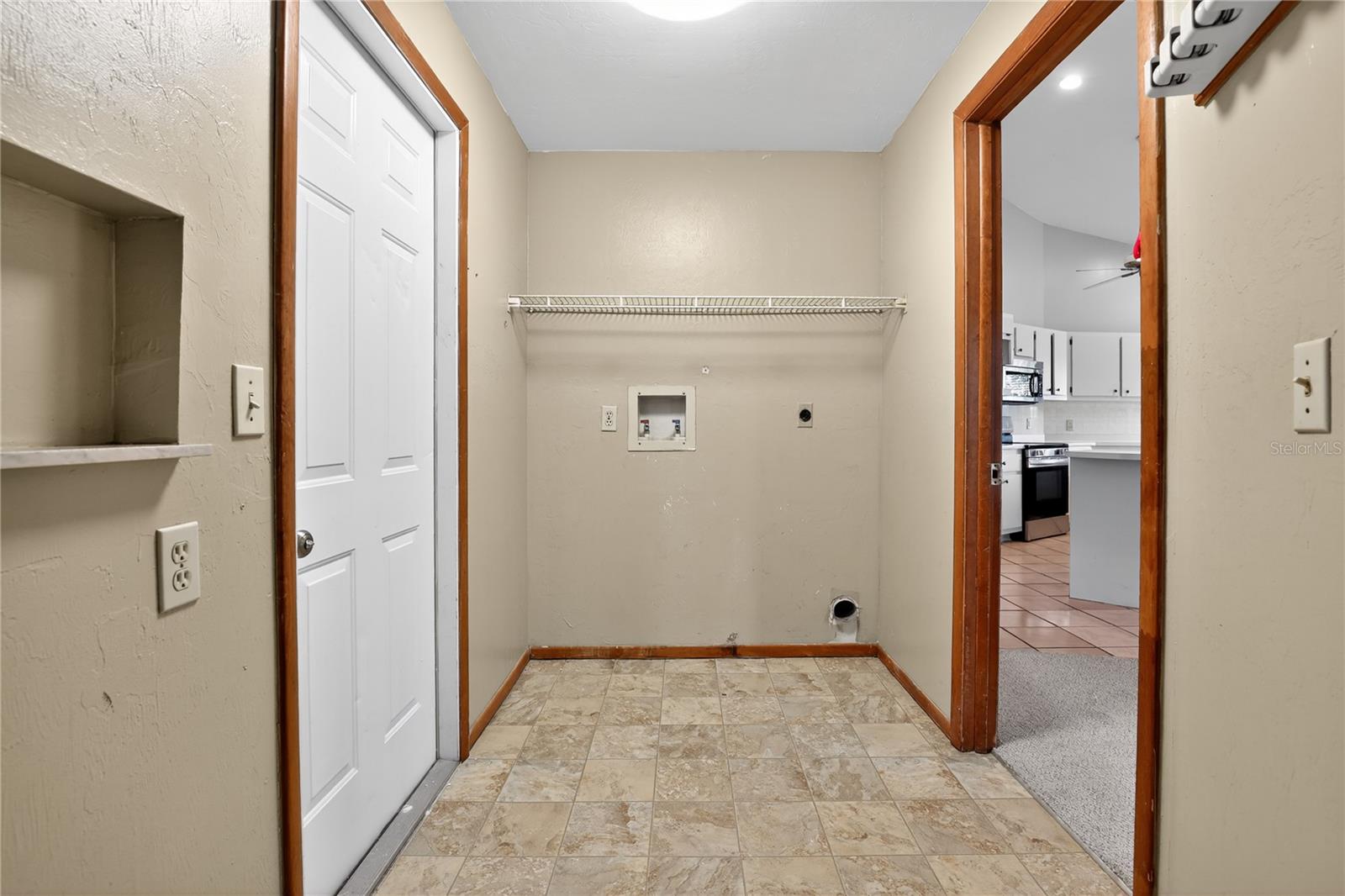 Image 39 of 48 For 2105 2nd Terrace