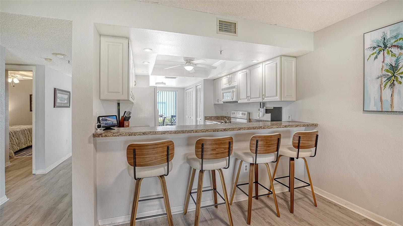 Image 10 of 61 For 6611 Stone River Road 103