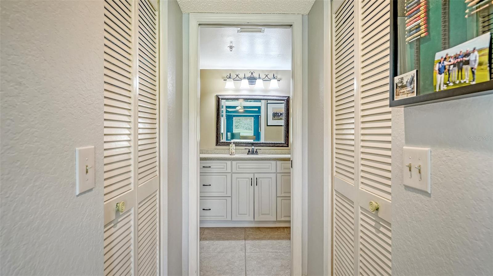 Image 22 of 61 For 6611 Stone River Road 103