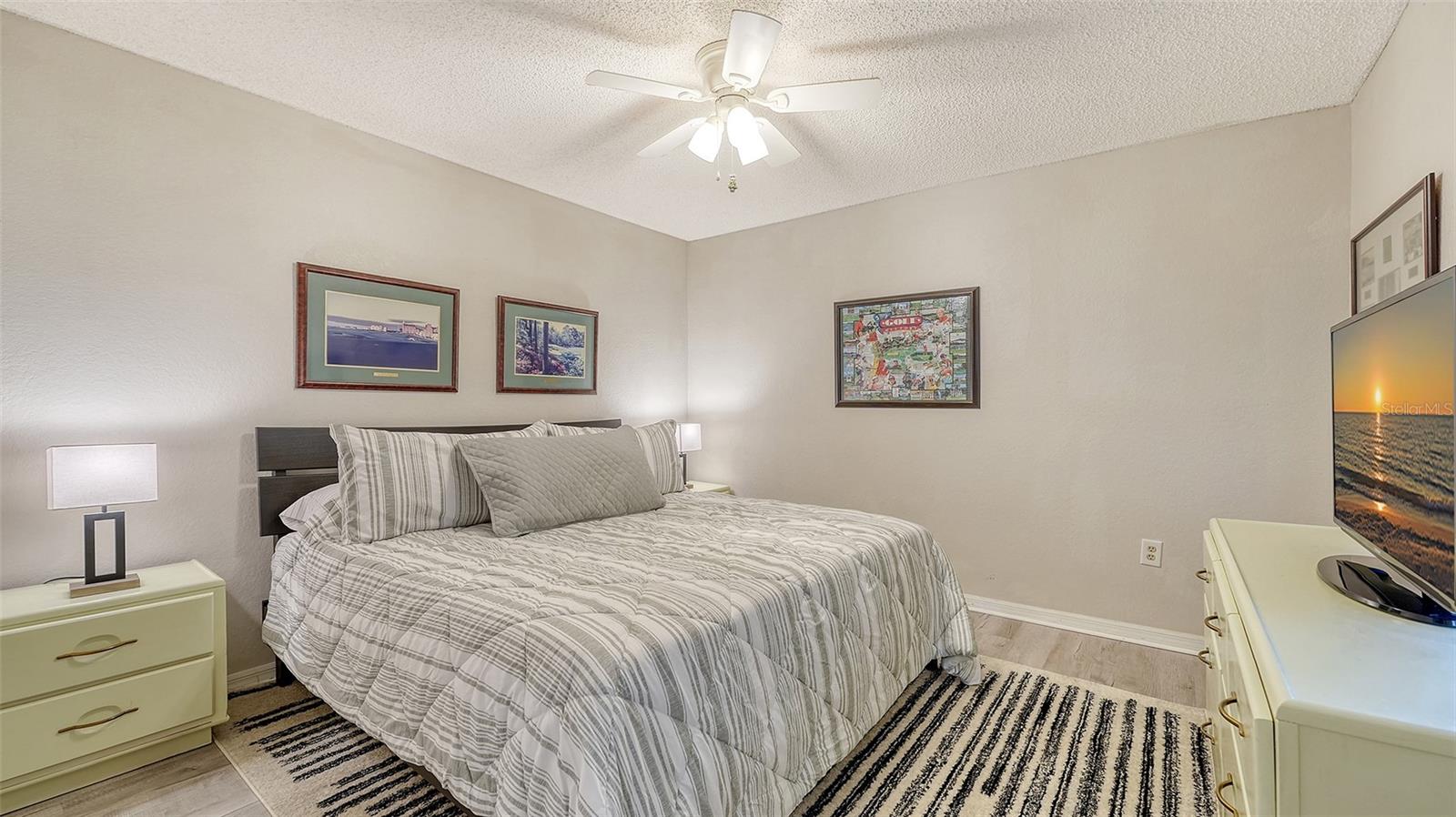 Image 24 of 61 For 6611 Stone River Road 103