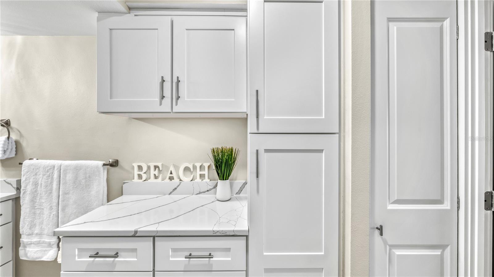 Image 39 of 58 For 20 Whispering Sands Drive 1205