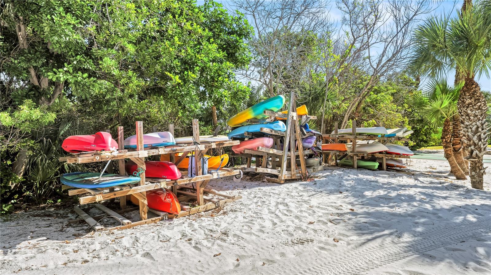 Image 47 of 58 For 20 Whispering Sands Drive 1205