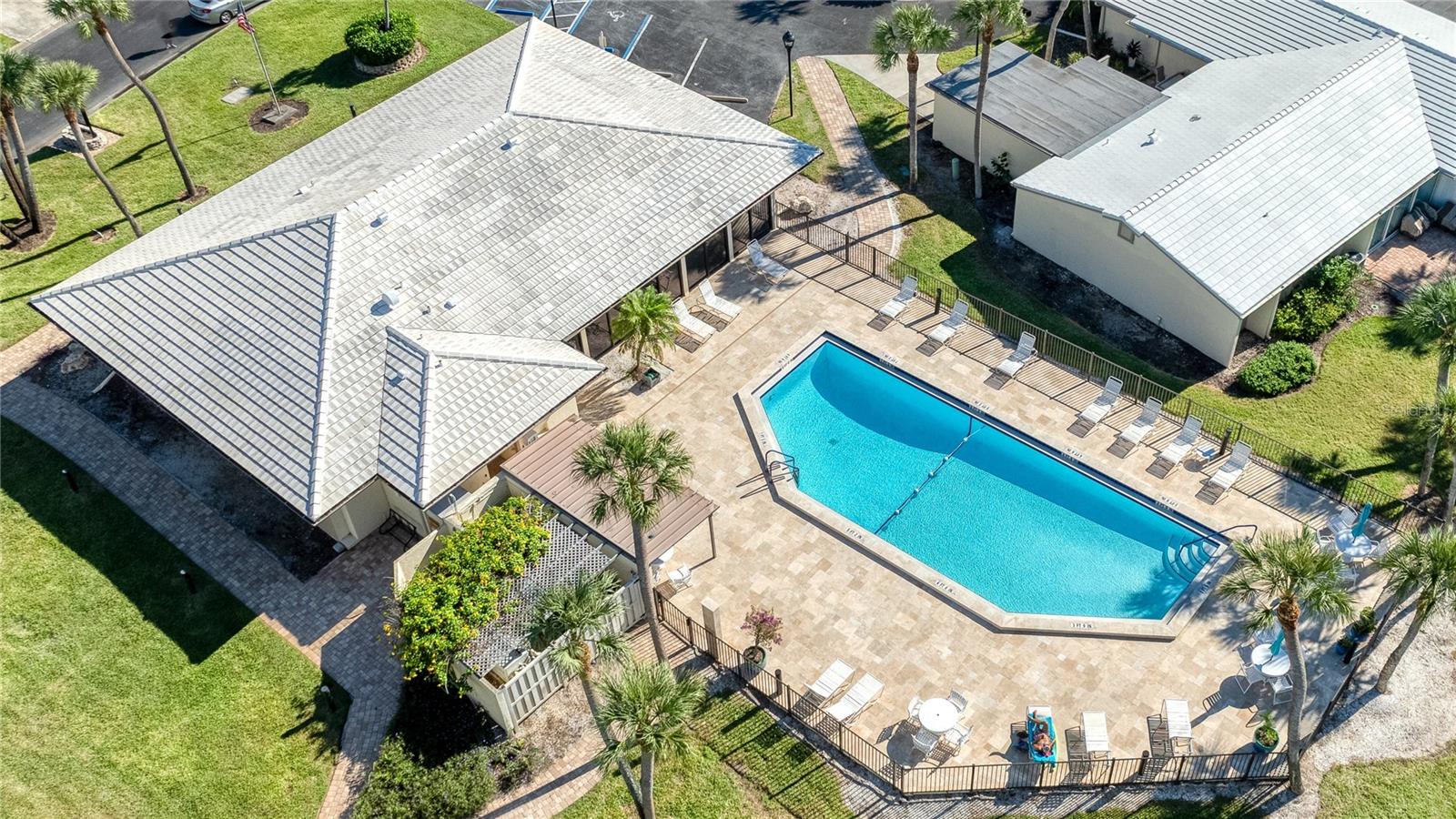 Image 50 of 58 For 20 Whispering Sands Drive 1205