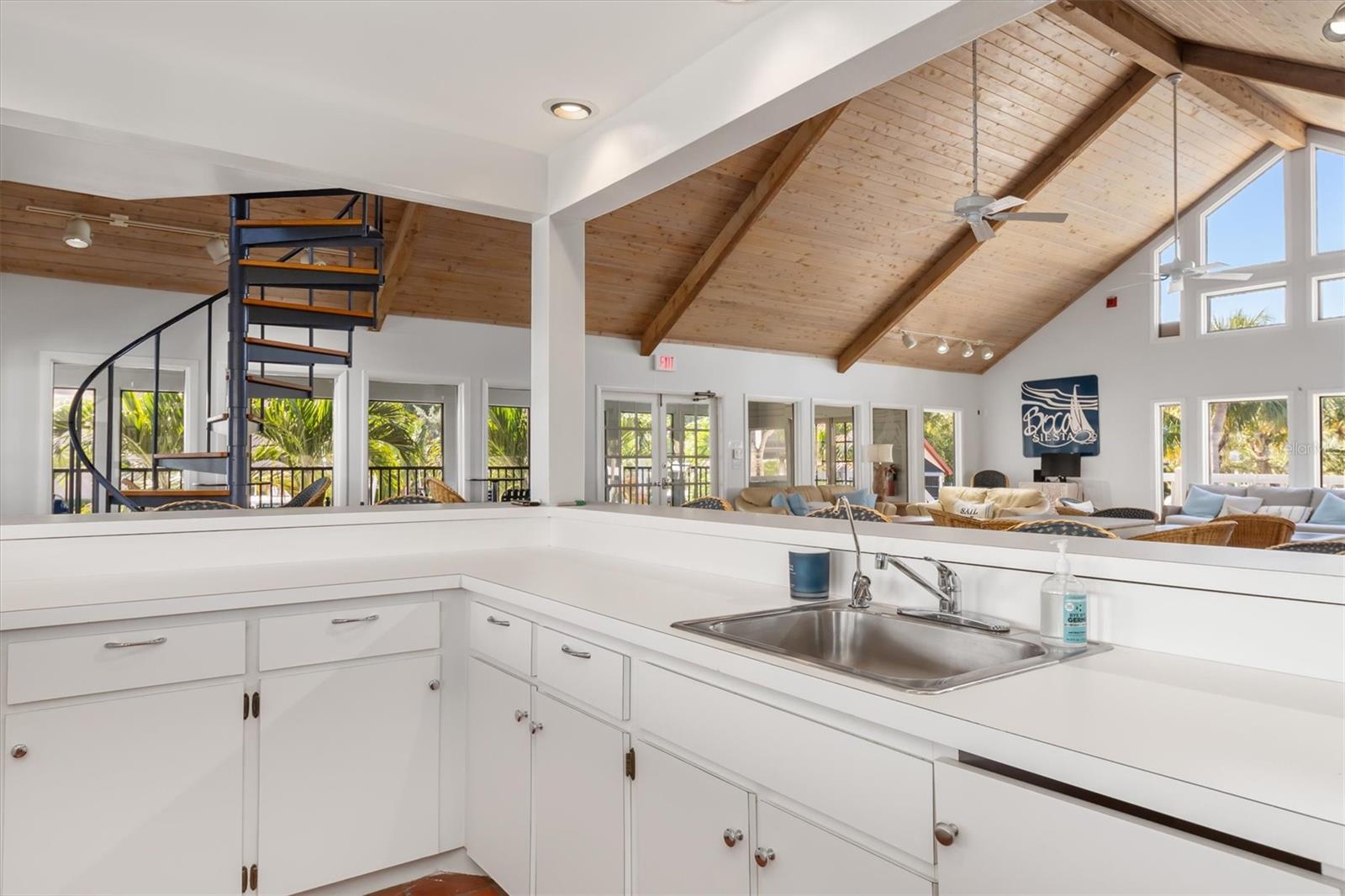 Image 63 of 88 For 5911 Midnight Pass Road 206