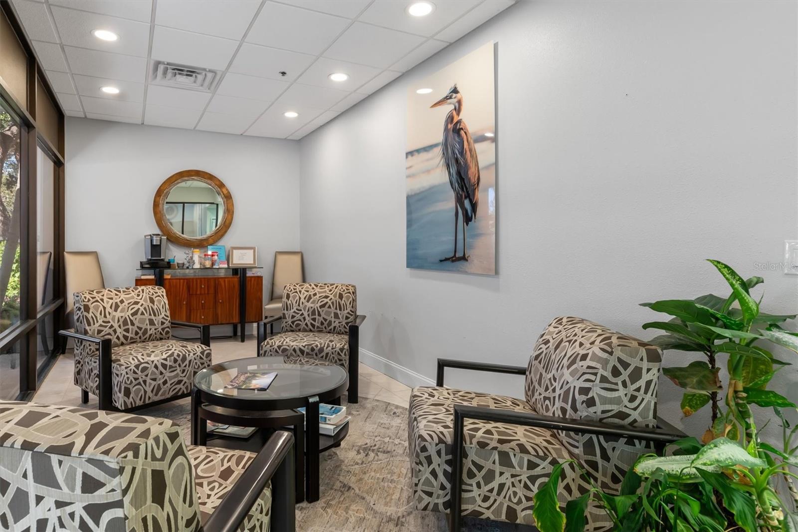 Image 67 of 88 For 5911 Midnight Pass Road 206