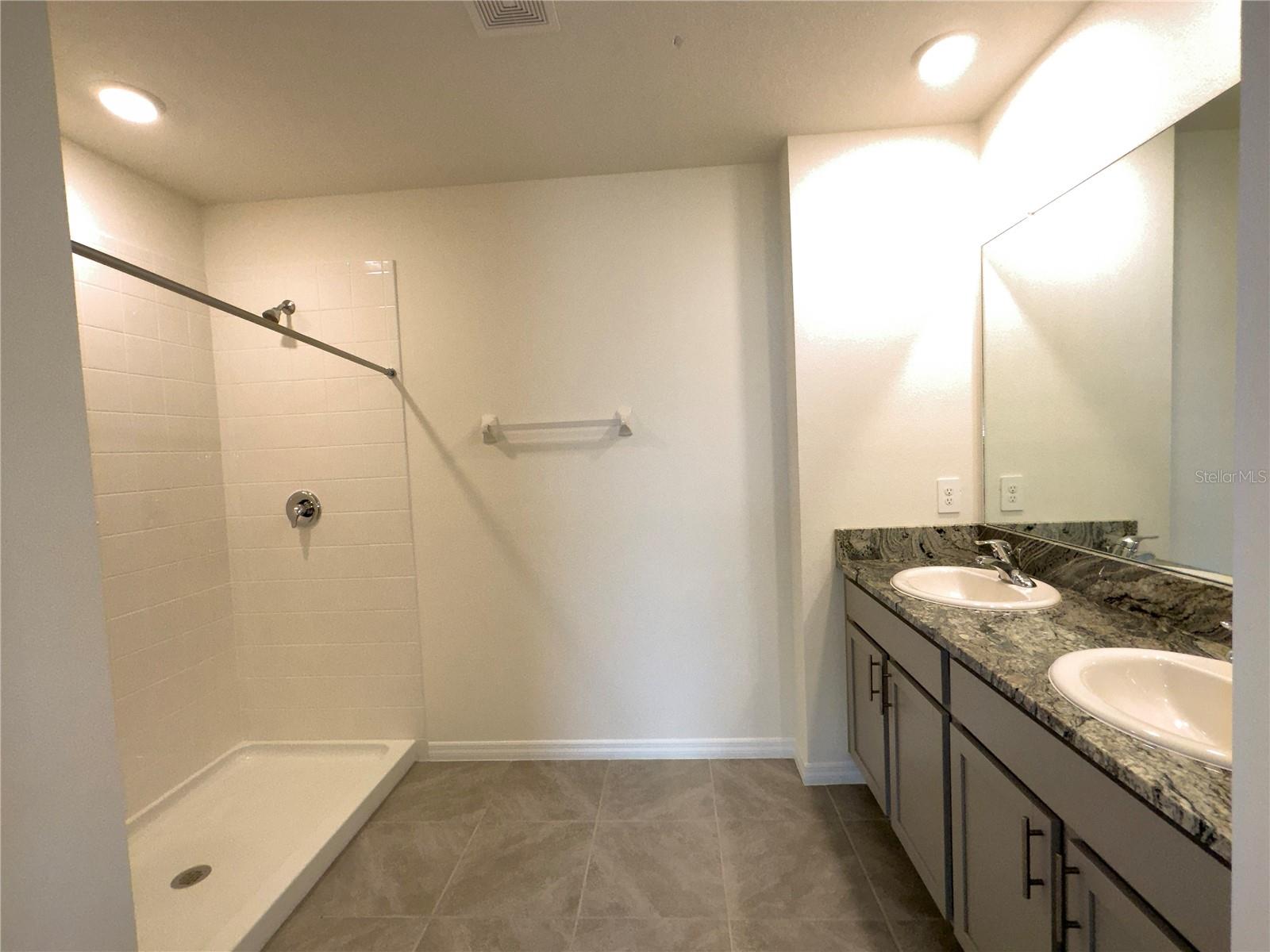 Image 11 of 30 For 3238 Hilltop Circle