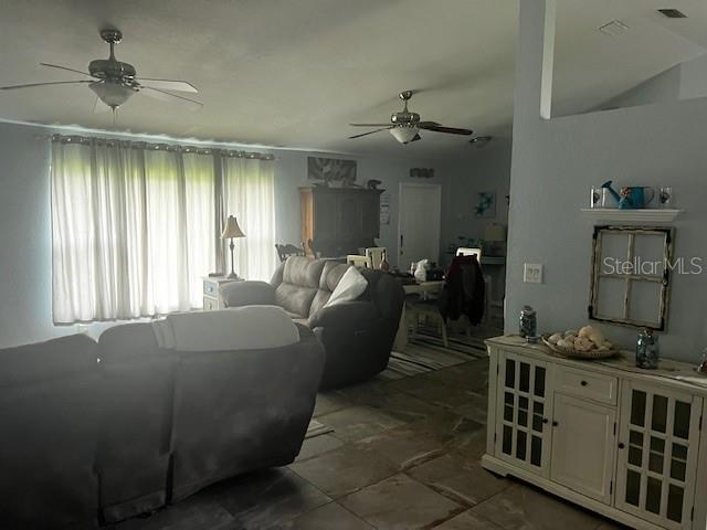 Image 4 of 11 For 1322 Onyx Street