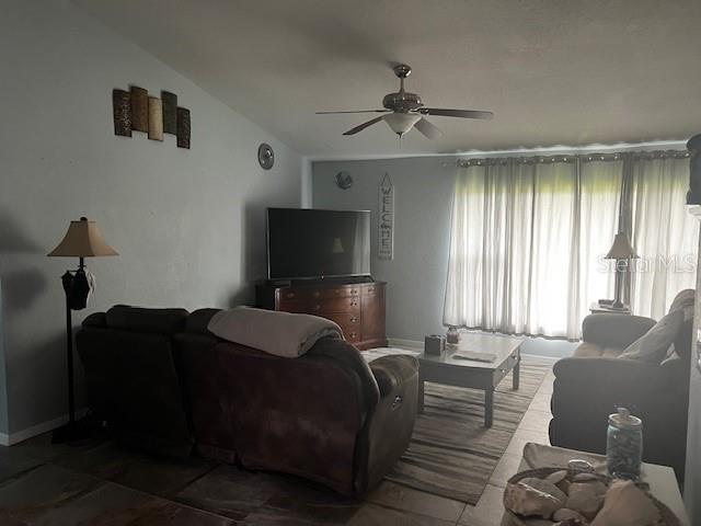 Image 6 of 11 For 1322 Onyx Street