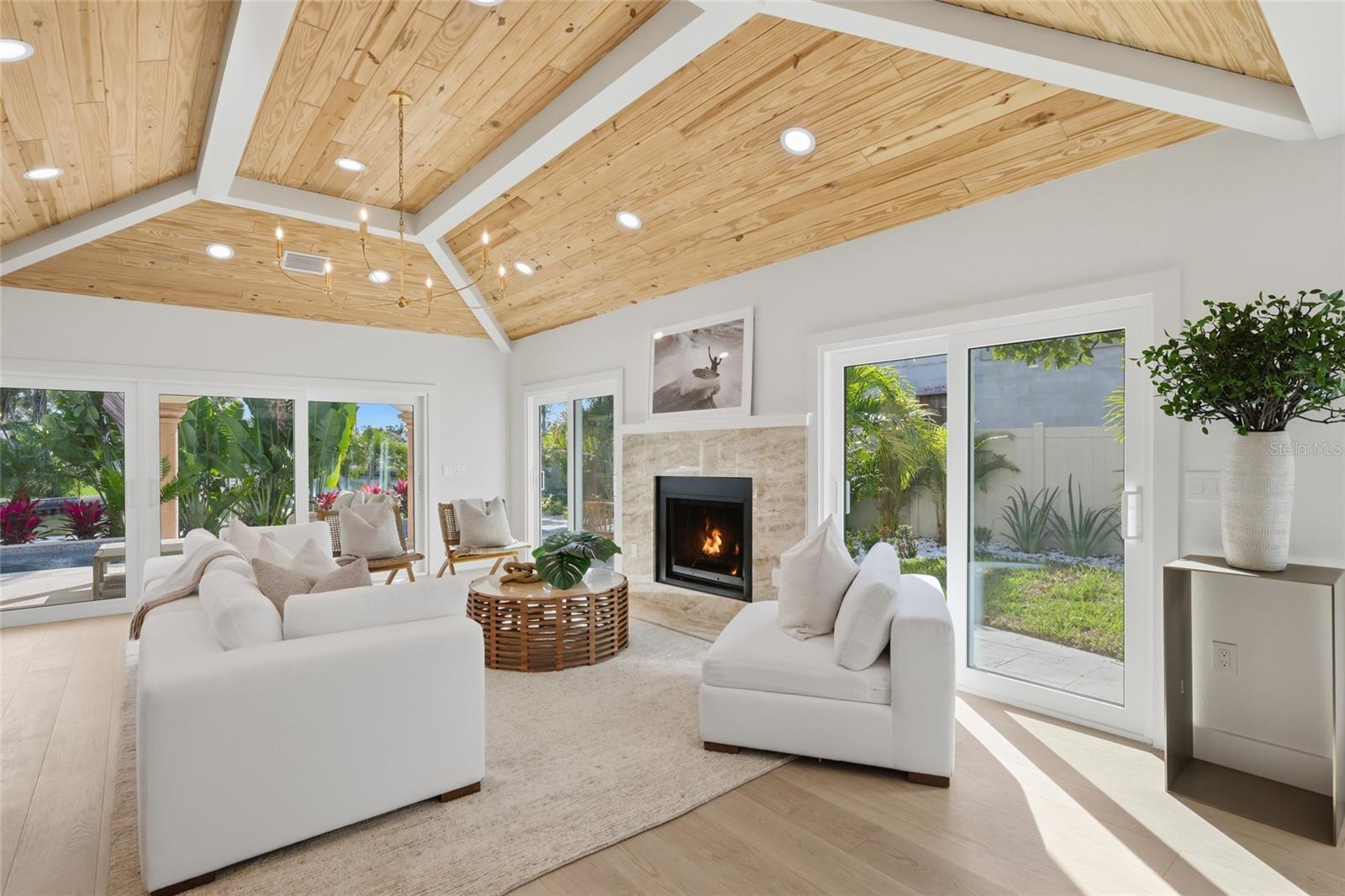 Image 10 of 57 For 4833 Featherbed Lane