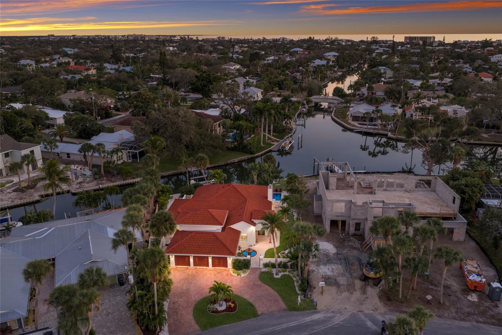 Image 2 of 57 For 4833 Featherbed Lane