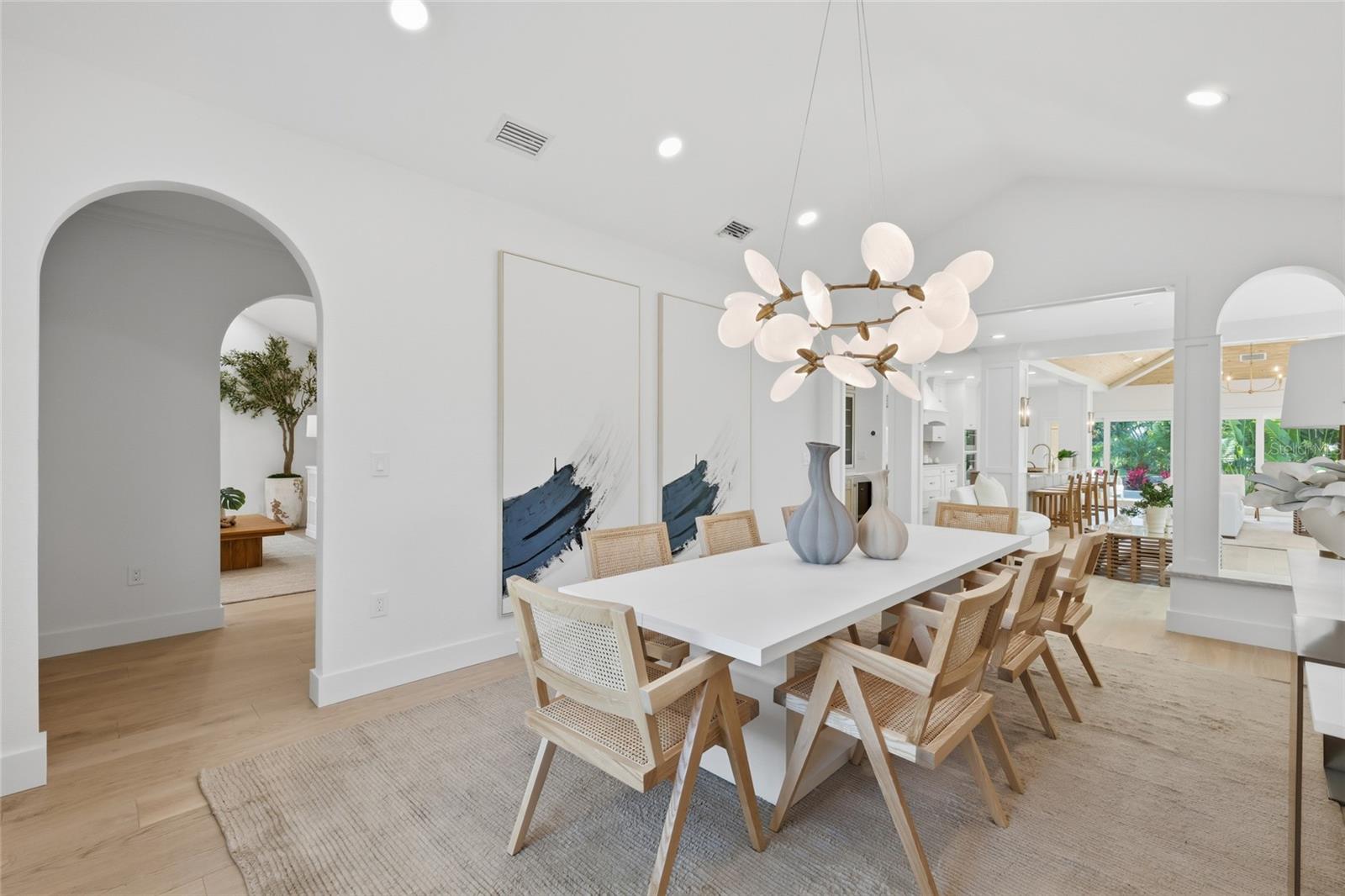 Image 21 of 57 For 4833 Featherbed Lane