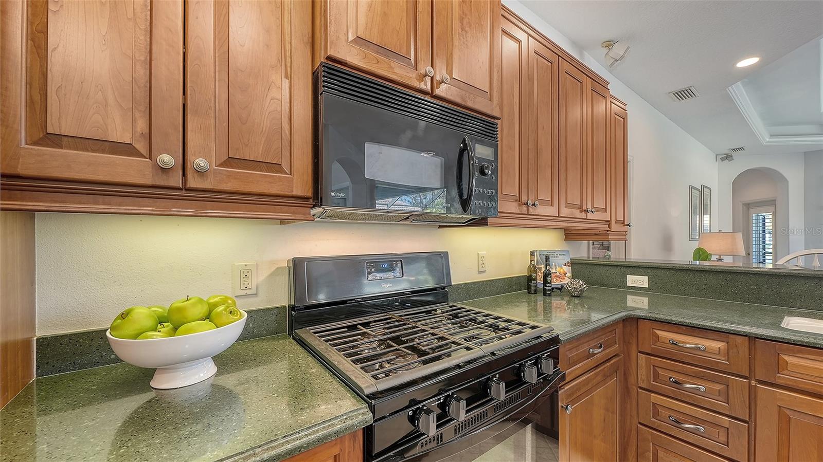 Image 19 of 61 For 665 Crane Prairie Way