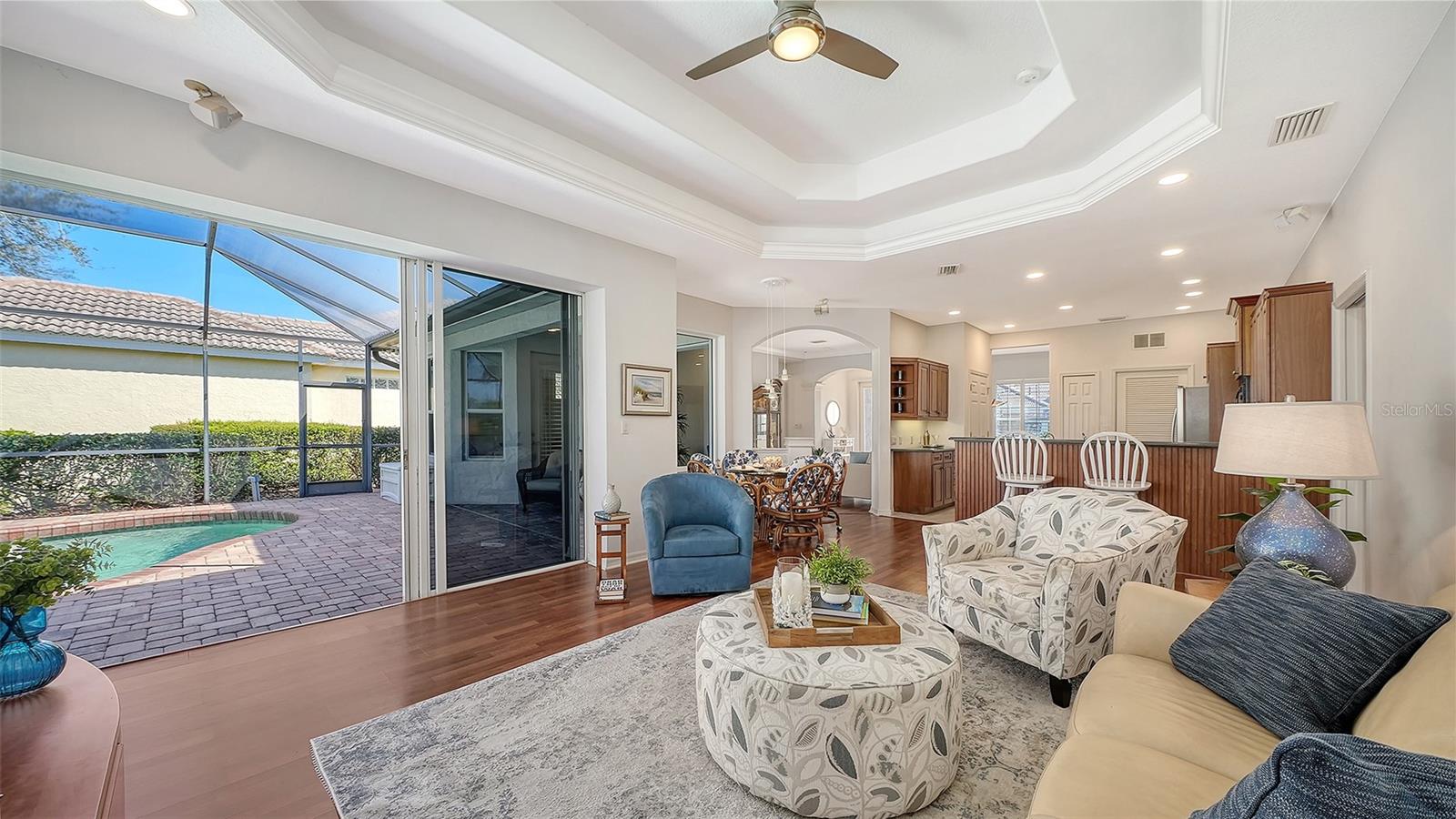 Image 25 of 61 For 665 Crane Prairie Way