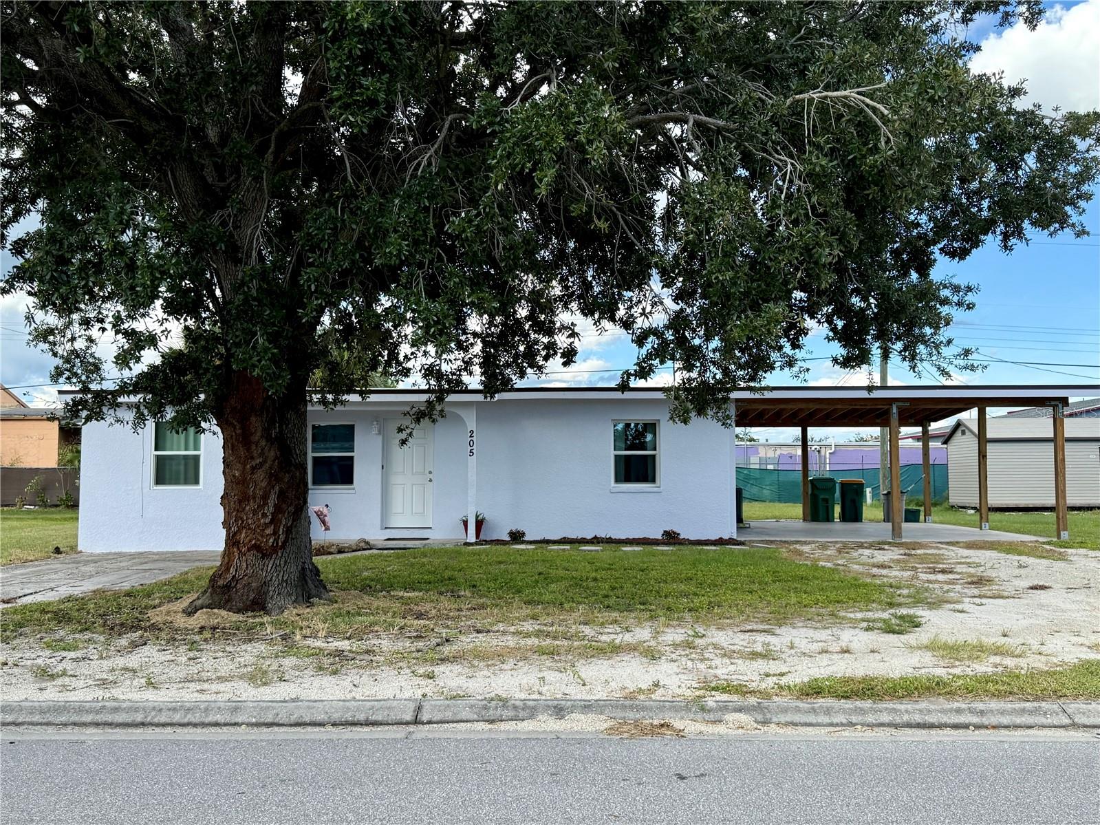 Details for 205 Martin Drive Ne, PORT CHARLOTTE, FL 33952