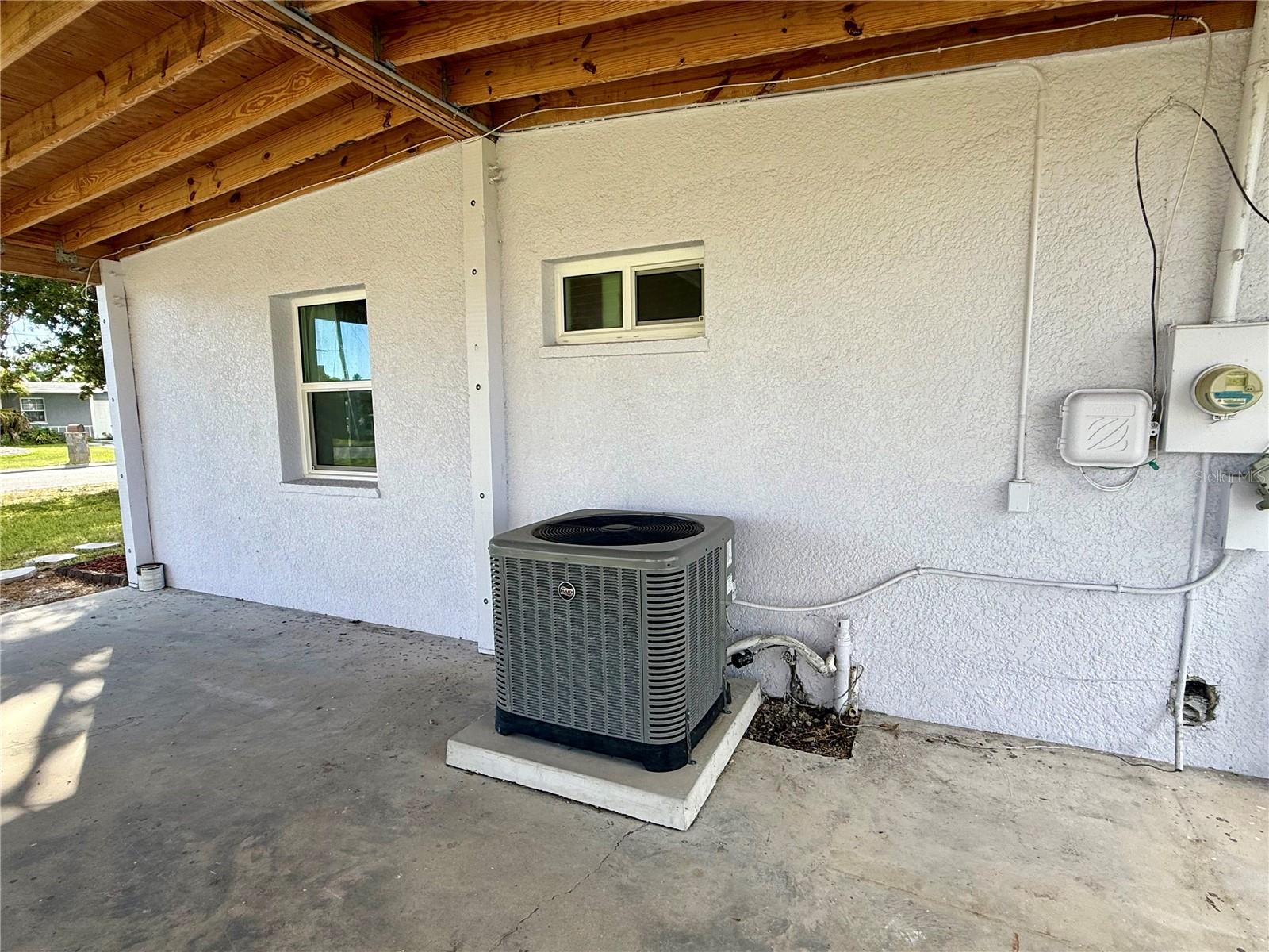 Image 11 of 41 For 205 Martin Drive Ne