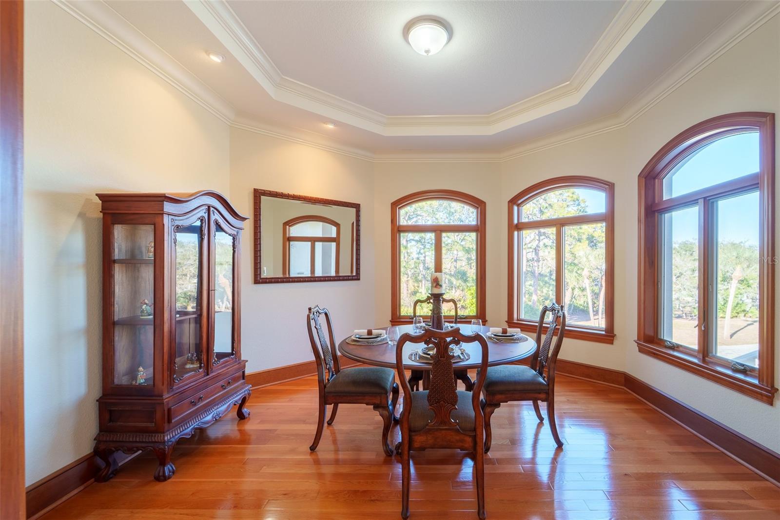 Image 27 of 70 For 1930 Bayshore Drive