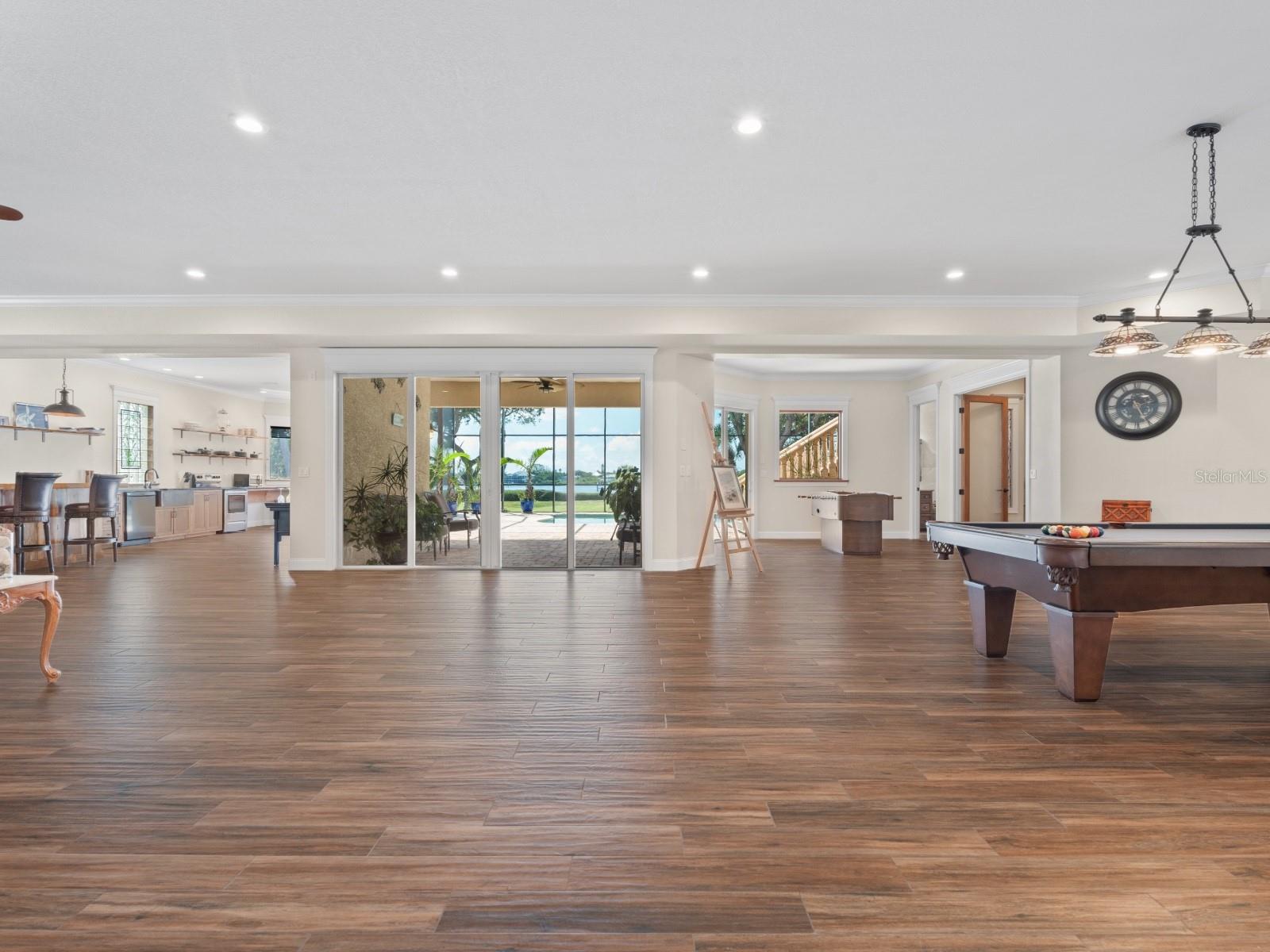 Image 40 of 70 For 1930 Bayshore Drive