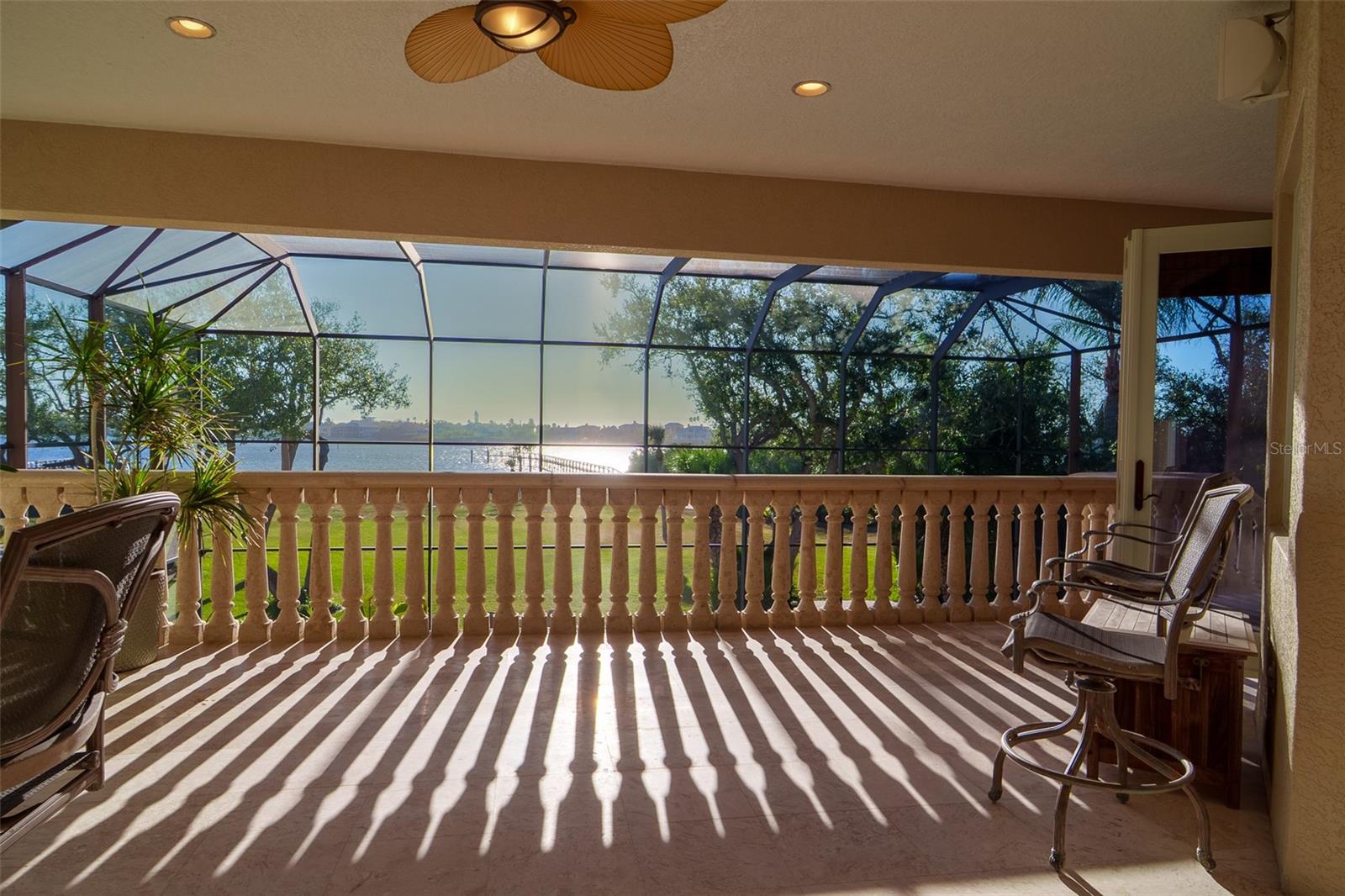 Image 52 of 70 For 1930 Bayshore Drive