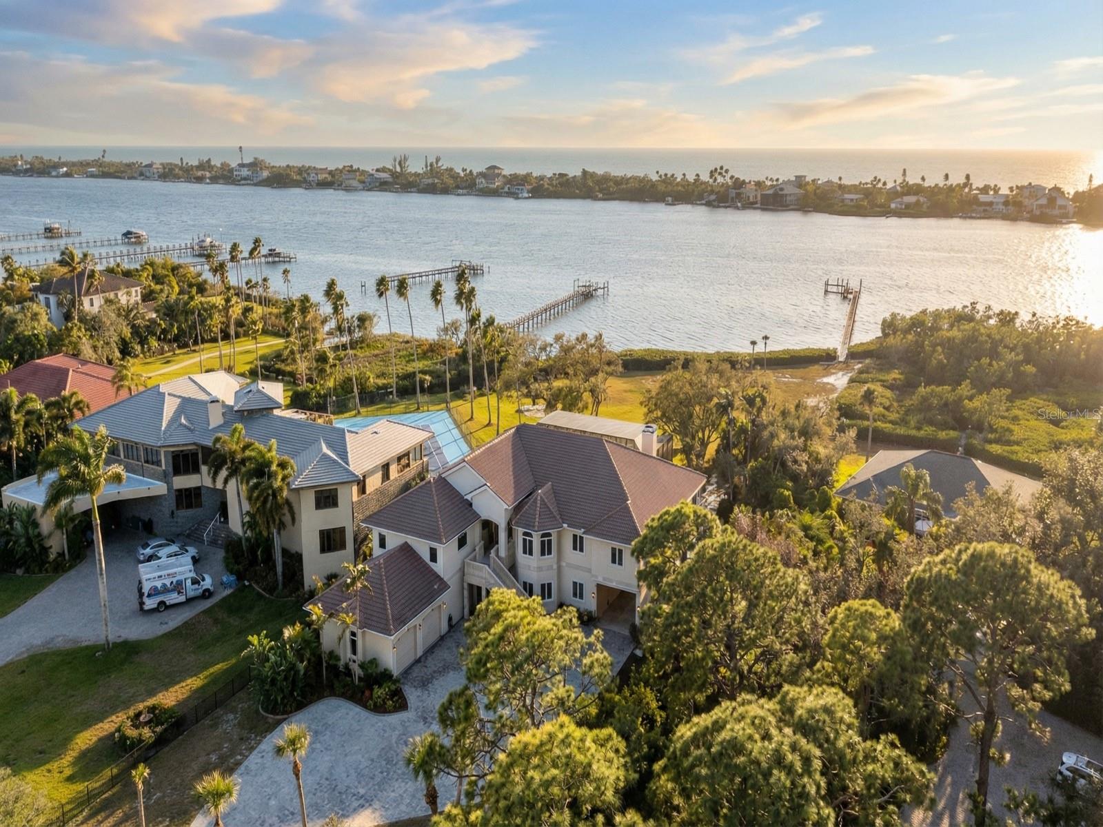 Image 63 of 70 For 1930 Bayshore Drive