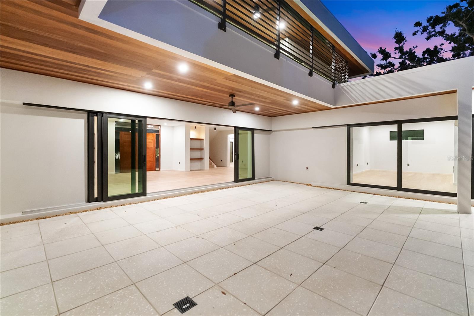 Image 34 of 97 For 1759 Waldemere Street