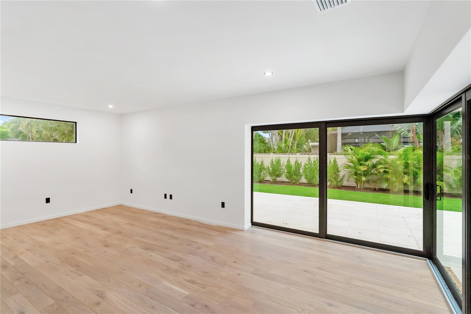 Image 39 of 97 For 1759 Waldemere Street