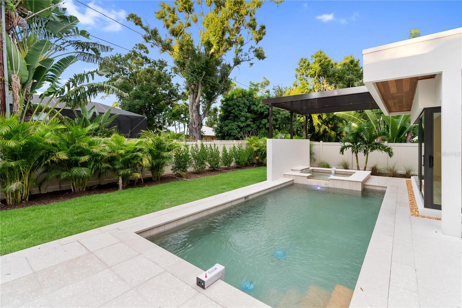 Image 75 of 97 For 1759 Waldemere Street