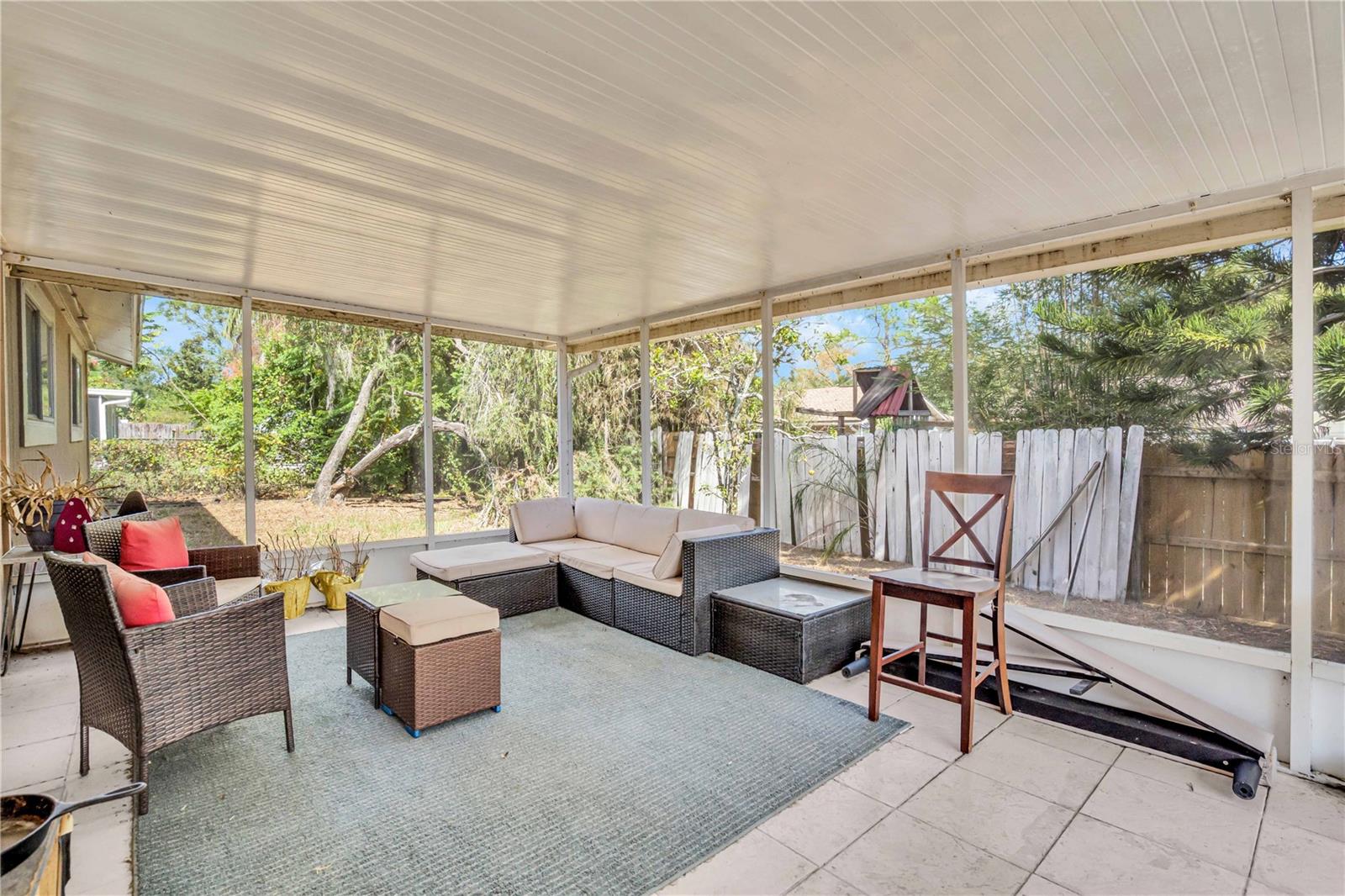 Image 19 of 24 For 8407 Caladesi Island Dr