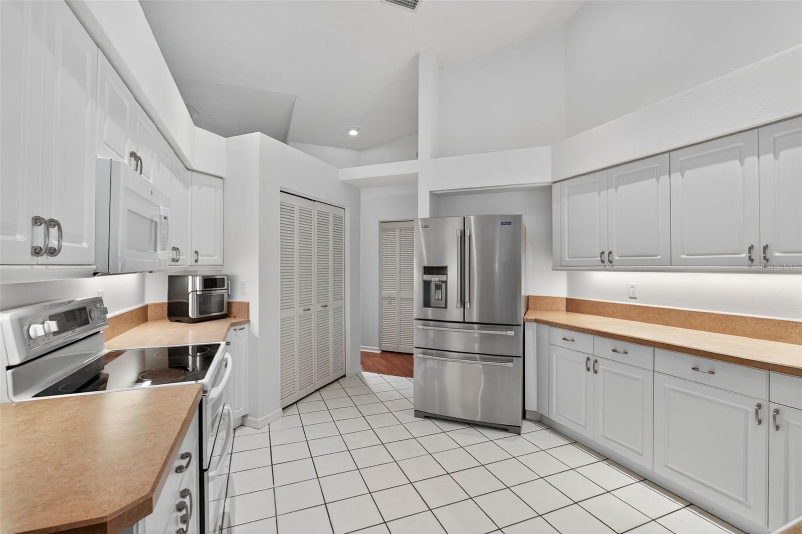 Image 11 of 55 For 4207 Balmoral Way