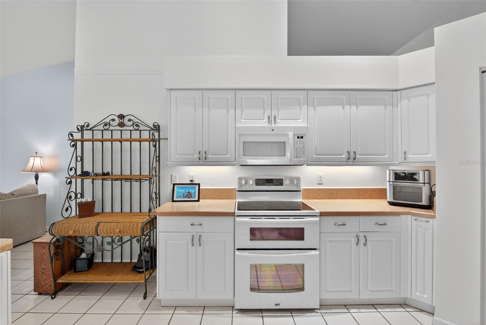 Image 8 of 55 For 4207 Balmoral Way