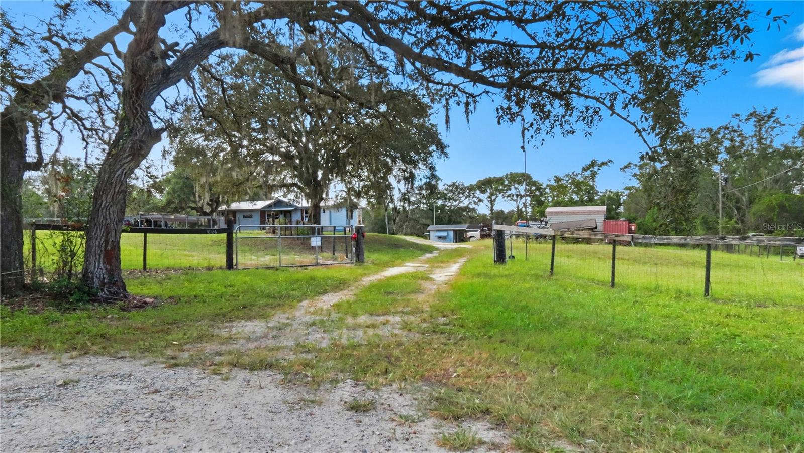 Image 22 of 41 For 16736 Dalberg Drive