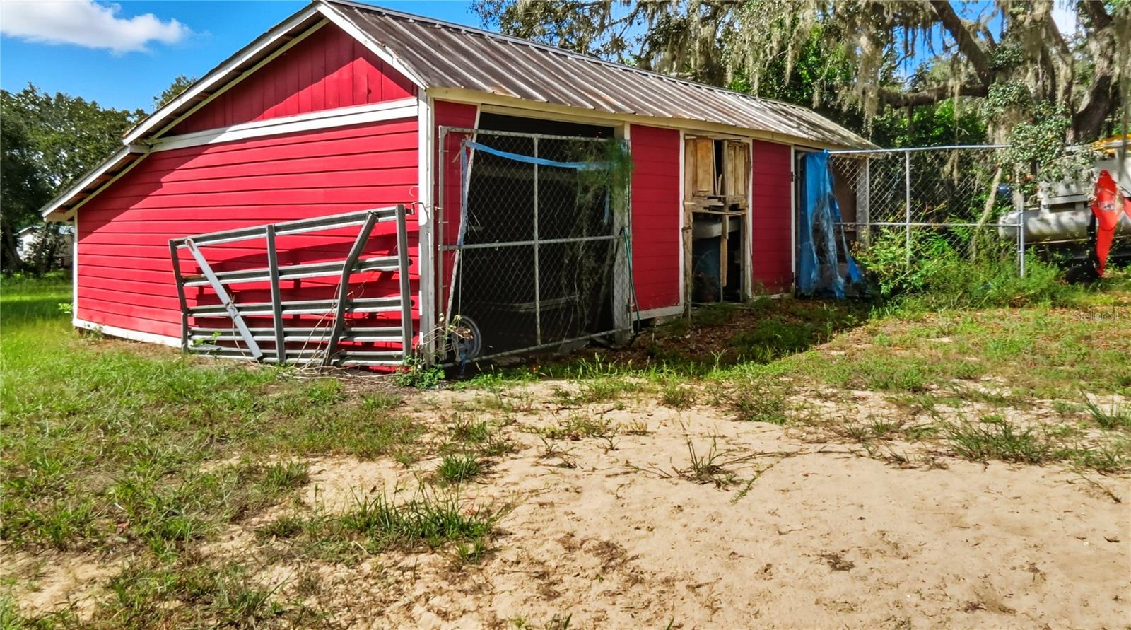 Image 33 of 41 For 16736 Dalberg Drive